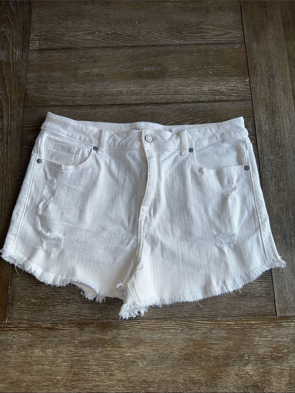 Eunina White Distressed Frayed Hem Denim Shorts size Large - Picture 2 of 4